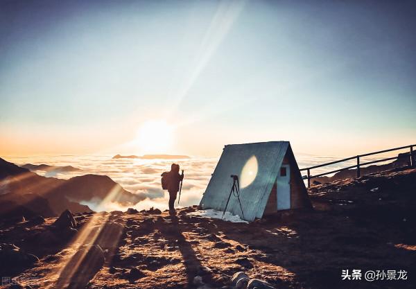 往無咎：以小事大，陰附於陽；尋求合作，弱依於強