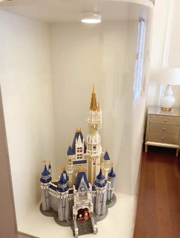 發現一對90後夫婦家的裝修，那叫一個高階，拍照給大家看看