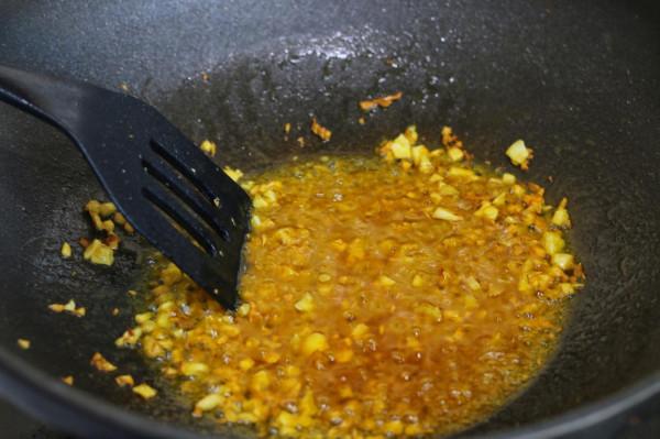 過年待客需要快手菜，這菜十分鐘上桌，是待客硬菜，做法拿走