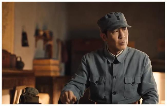 他是林彪的黃埔同學，才華很高，卻終生不得志