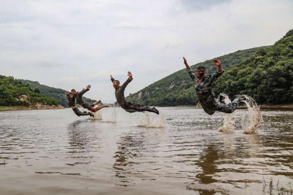 我們是空軍“獵人” 我們是空軍“獵人”