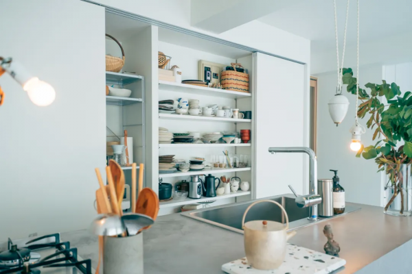 日本主婦改造40年老宅，全屋沒幾件傢俱，網友：30萬花哪兒了