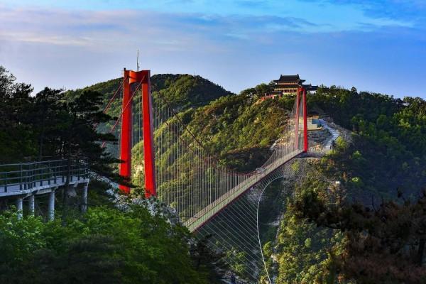 雨後天晴絕美雲海惹人醉!超大月餅免費吃!盡享中秋團圓之樂! 雨後天晴絕美雲海惹人醉!超大月餅免費吃!盡享中秋團圓之樂!