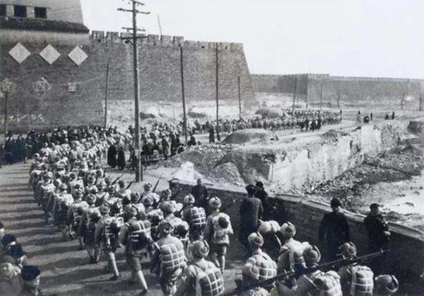 北平和平解放,國軍上將陰謀顛覆人民政權,公安巧施妙計將其逮捕 北平和平解放,國軍上將陰謀顛覆人民政權,公安巧施妙計將其逮捕