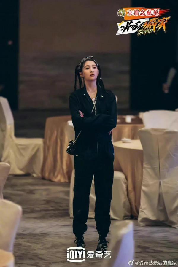 鹿晗和關曉彤戀愛四週年啦