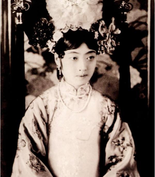 清朝最後一位國舅爺,2007年在北京去世,臨終前:姐姐是被冤枉的 清朝最後一位國舅爺,2007年在北京去世,臨終前:姐姐是被冤枉的