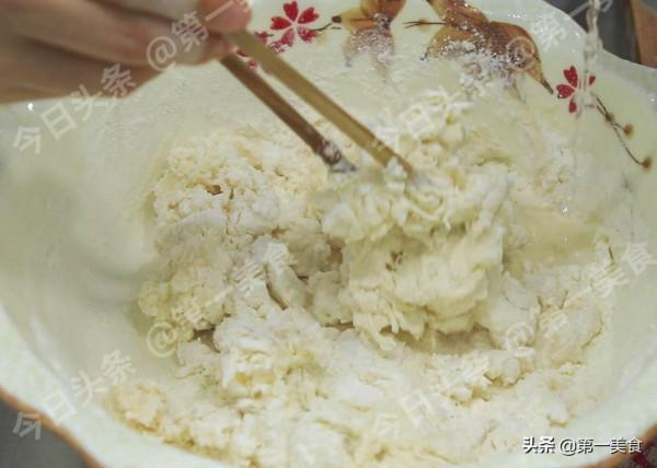 怎樣烙餅才能不硬？和麵是最關鍵的一步，教你一招，放2天也不硬