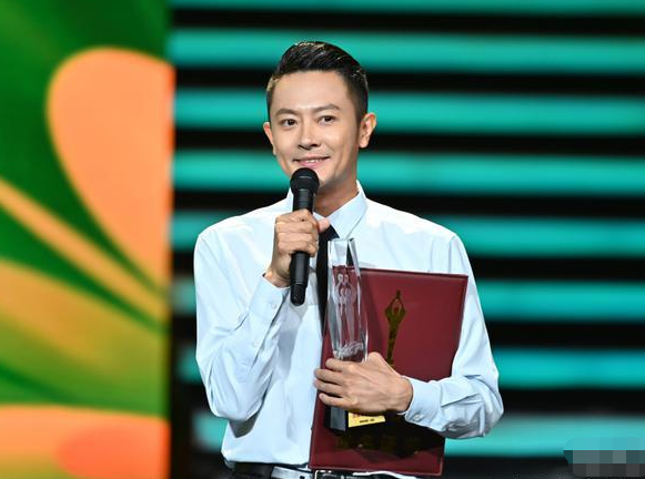 人前是乖寶,人後卻作死?這7位星二代,堪稱“坑爹小能手” 人前是乖寶,人後卻作死?這7位星二代,堪稱“坑爹小能手”