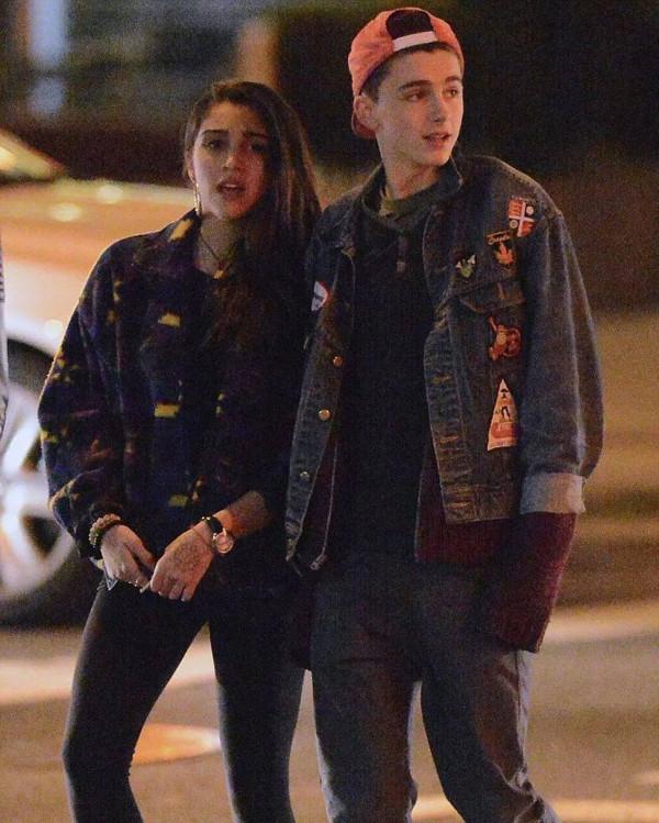 《沙丘》男主“甜茶”是如何從零差評到爭議滿滿的？