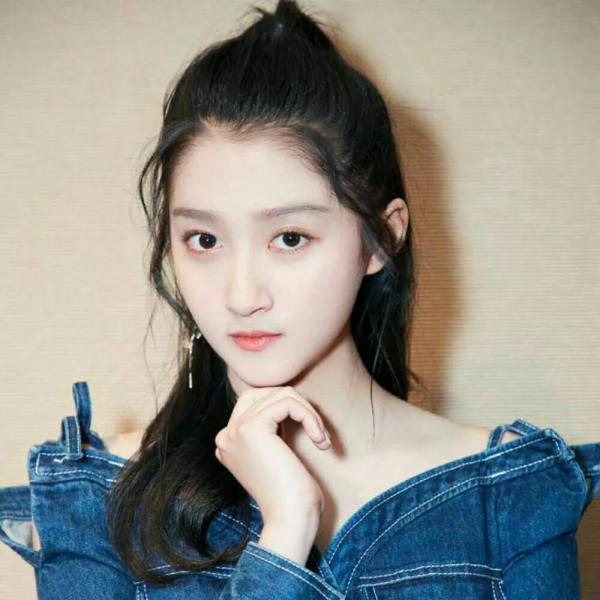 既漂亮又可愛的關曉彤