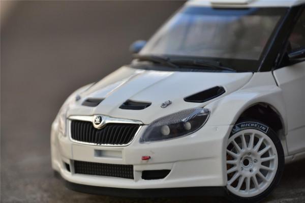 斯柯達晶銳Super2000拉力賽車模近距離賞析 斯柯達晶銳Super2000拉力賽車模近距離賞析