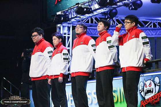 LOL：戎馬七載聖槍世無雙，EDG聖槍哥成LPL第一位國產S賽冠軍上單