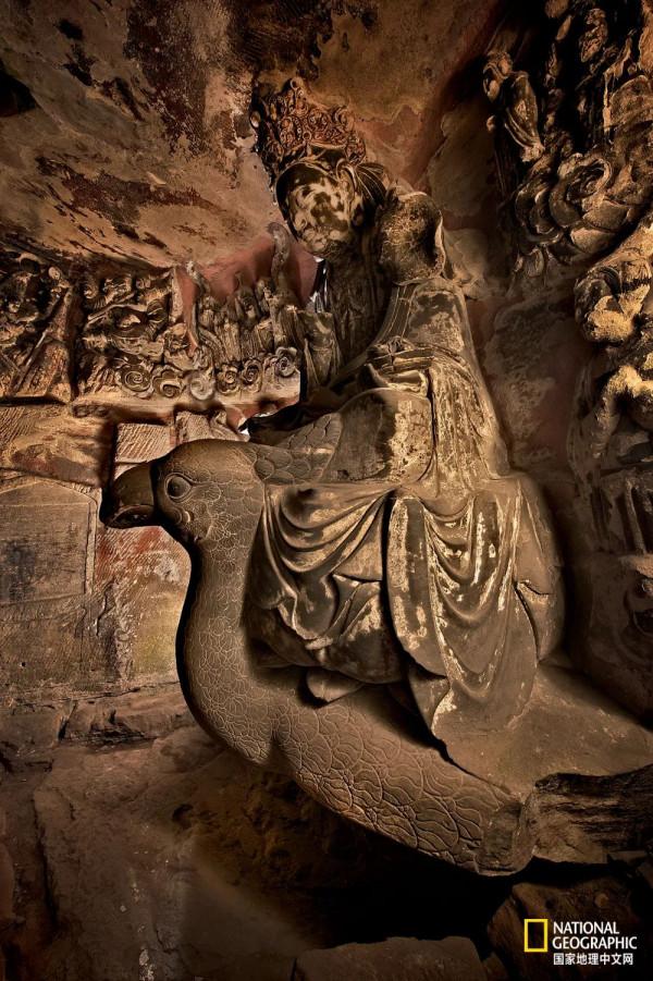 巴蜀石窟,永遠的神 巴蜀石窟,永遠的神