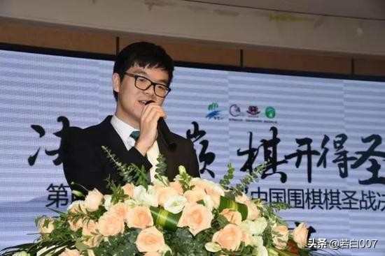 中國圍棋界喜歡搞得神神秘秘,讓棋迷們大感困惑、難以適從 中國圍棋界喜歡搞得神神秘秘,讓棋迷們大感困惑、難以適從