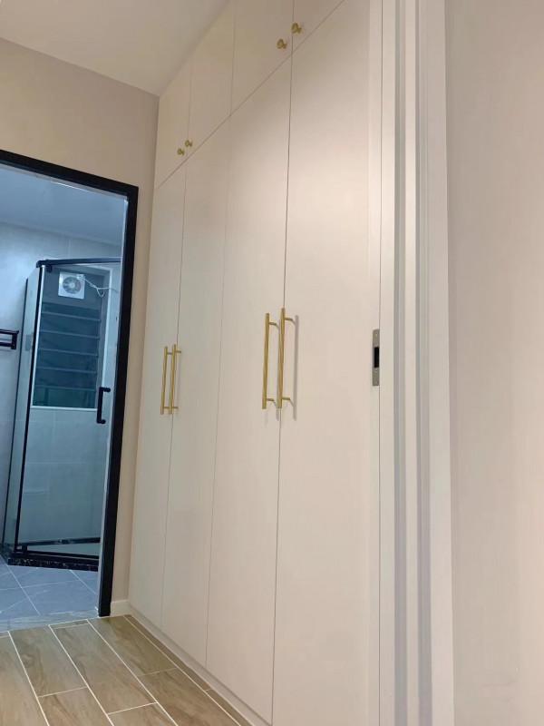 她家75平米，全屋簡單又溫馨，尤其是入戶鞋櫃，太漂亮實用了