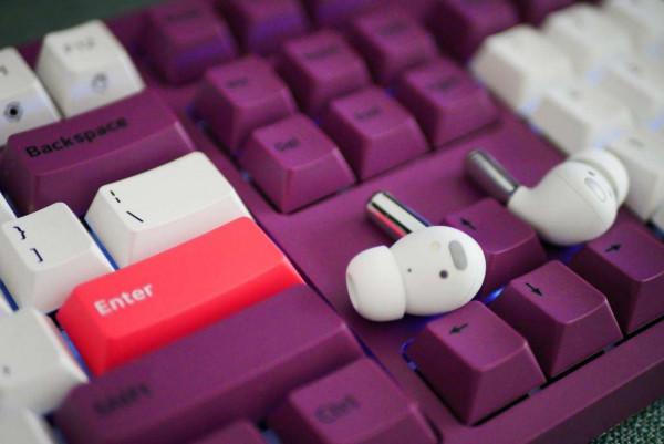 耳機只買對的，不買貴的，一加Buds Pro真無線耳機長續航，無槽點