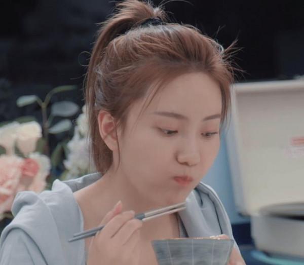 《心動4》橙子參加同學婚禮，被錯當成官宣戀情，身邊帥哥是誰？