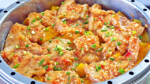 冬季貼膘季,這10道豬肉做法隨你選,好吃過癮,天天換著做吃不膩 冬季貼膘季,這10道豬肉做法隨你選,好吃過癮,天天換著做吃不膩