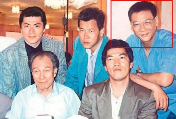 惡人之首何家駒:捧紅周潤發,3天輸光千萬家產,死後無人送終 惡人之首何家駒:捧紅周潤發,3天輸光千萬家產,死後無人送終