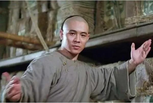 “擎蒼”連奕名：為娶楊若兮，拋棄陳佳研，前妻火了，他卻涼了