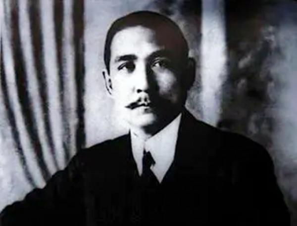 1947年,數百國民黨將軍集體到中山陵“哭陵”訴何委屈? 1947年,數百國民黨將軍集體到中山陵“哭陵”訴何委屈?