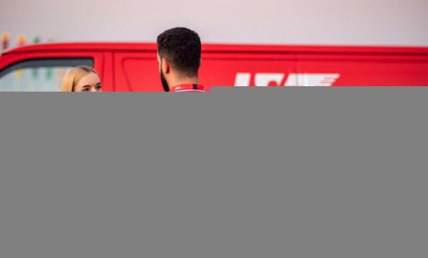 極兔進軍中東，但給阿聯酋王子們送快遞不容易