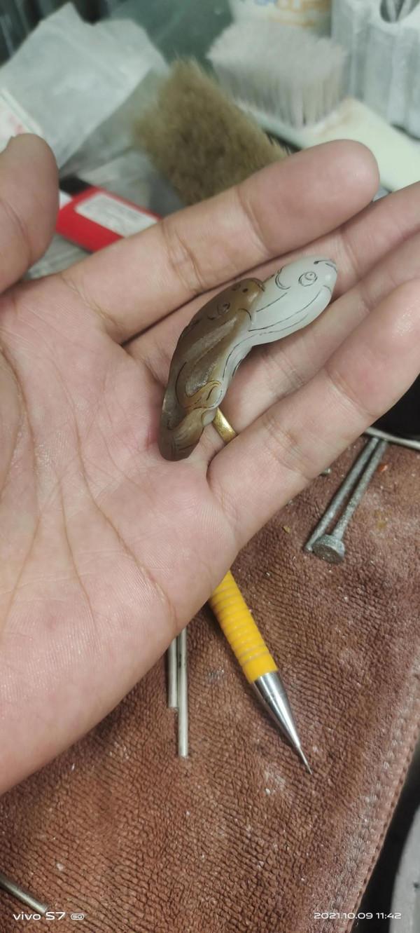 和田玉且末玉，小魚雕刻作品