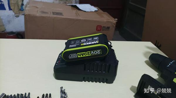 為什麼我會說你需要一個電鑽？方便好用的威克士WE212測評