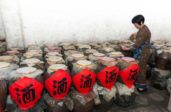 中國3大“慘敗”白酒，外地人不屑一顧，當地人卻整箱囤