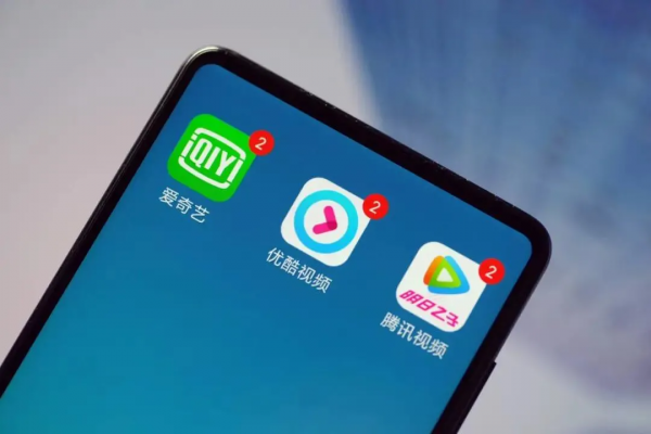 如今的長短影片之爭，與當年的報紙與網站之爭何其相似