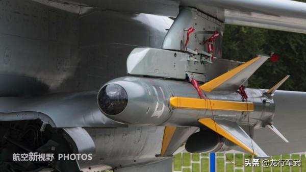 飛豹越改進越向上，不僅幫助海軍現代化提高20年，還贏得空軍青睞