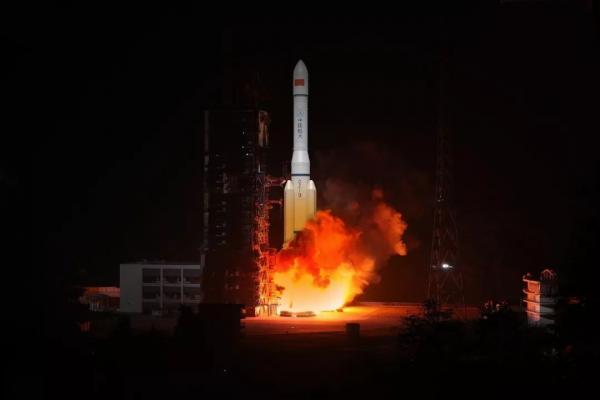 推力500噸!中國測試世界最強大火箭發動機,載人登月指日可待 推力500噸!中國測試世界最強大火箭發動機,載人登月指日可待