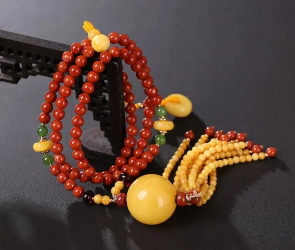 聰明人不敗家,選擁有特性種類的珠寶,好看還能保值?|松崗琥珀 聰明人不敗家,選擁有特性種類的珠寶,好看還能保值?|松崗琥珀