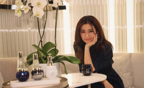 Selina新戀情曝光，與男子挽手同回酒店，網友喊話俞灝明