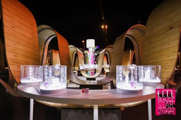 和而不同，向美而生，一起走進2021ELLE美妝之星