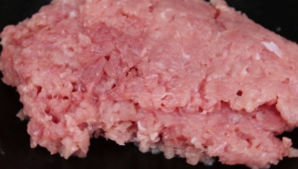 老保姆教我拿手絕活,原來剁肉餡這麼簡單,乾淨衛生,2分鐘搞定 老保姆教我拿手絕活,原來剁肉餡這麼簡單,乾淨衛生,2分鐘搞定