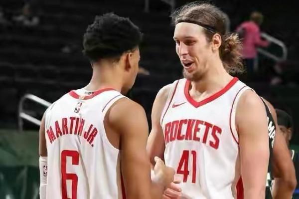 狀元加首輪!場均41分13板雙子星或聯手庫裡,重組四巨頭不怵籃網 狀元加首輪!場均41分13板雙子星或聯手庫裡,重組四巨頭不怵籃網