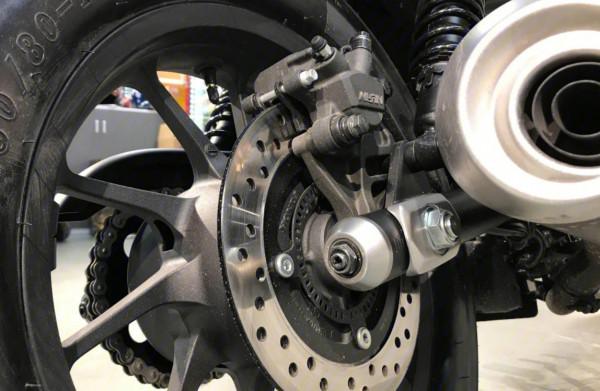 本田中量級巡航CM300,高顏值高動力,馬力27.7匹,爬山不是問題 本田中量級巡航CM300,高顏值高動力,馬力27.7匹,爬山不是問題