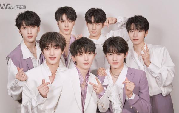 誰說時代峰峻可以逃過一劫?未成年人將無法出現在舞臺直播上了 誰說時代峰峻可以逃過一劫?未成年人將無法出現在舞臺直播上了