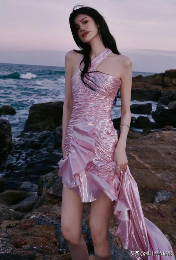 女明星們紅毯造型翻車了？也太捲了