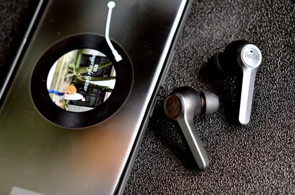 Airpods2雖然好用但音質不給力，500以內聽歌主力真無線我選這款