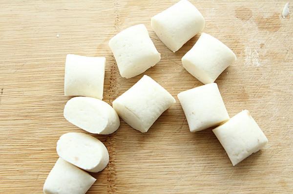 明日秋分，這鹼性蔬菜要常吃，去皮煮一煮，淋上紅糖漿，軟糯香甜