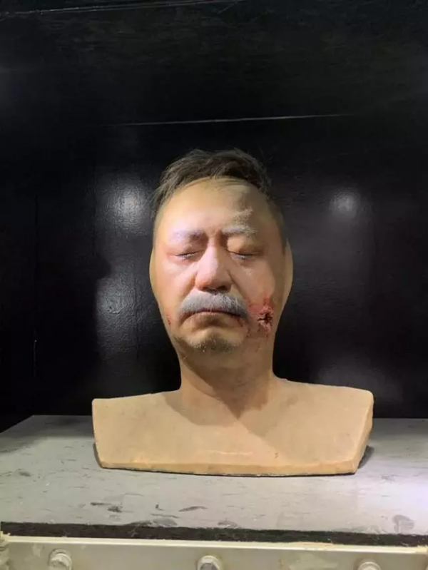 為什麼《長津湖》有個“屍體假肢組”?戰爭片實體特效揭秘 為什麼《長津湖》有個“屍體假肢組”?戰爭片實體特效揭秘