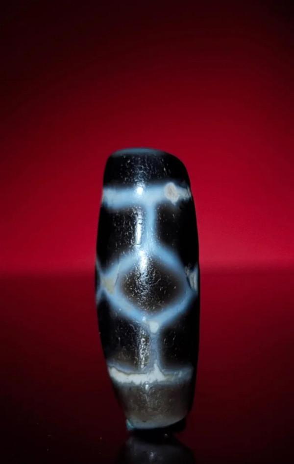 千年金剛三眼天珠