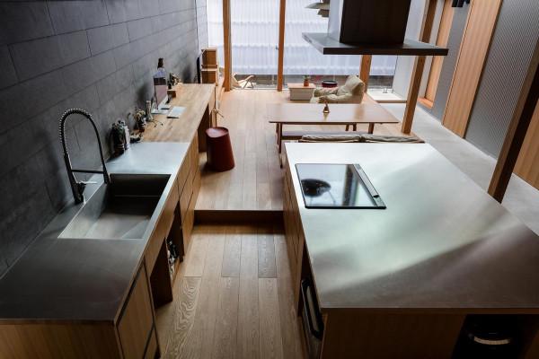 這間日本的家庭住宅,擁有很好的互動性和舒適性 這間日本的家庭住宅,擁有很好的互動性和舒適性