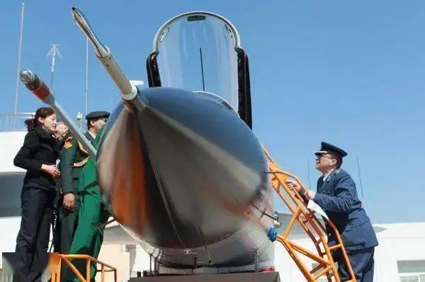 大使館武官:你不知道的特種部隊 大使館武官:你不知道的特種部隊