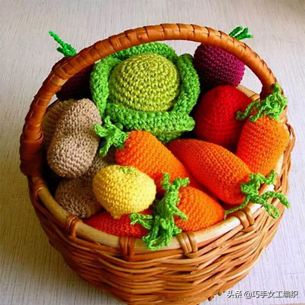 用零線就把蔬菜水果鉤得如此逼真，比新鮮的還要美