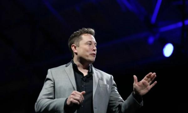 賓士EQA/EQB「震撼」預售，使用者表示「哦」