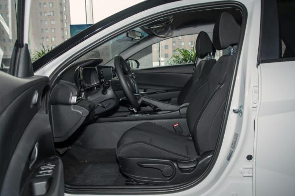 遵循內心還是隨波逐流,第七代伊蘭特和朗逸你該選誰? 遵循內心還是隨波逐流,第七代伊蘭特和朗逸你該選誰?