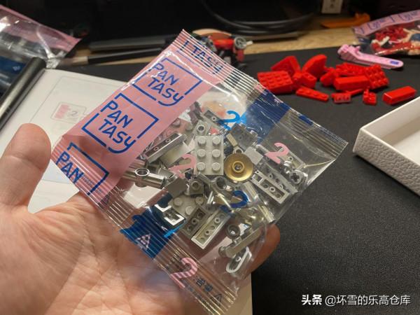 拼奇新品鐵臂阿童木 國產積木創意新高度